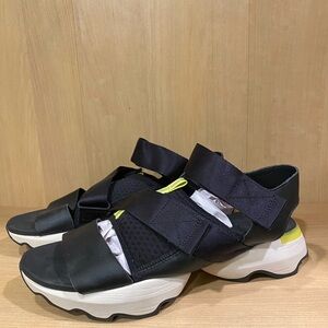 Sorel Kinetic Impact Black and Yellow Women's Sandals Size 12